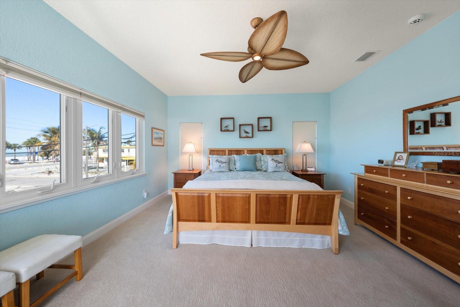 PENGUIN CABANA SUB - Residential