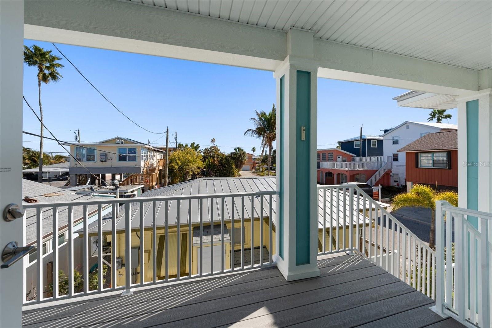 PENGUIN CABANA SUB - Residential