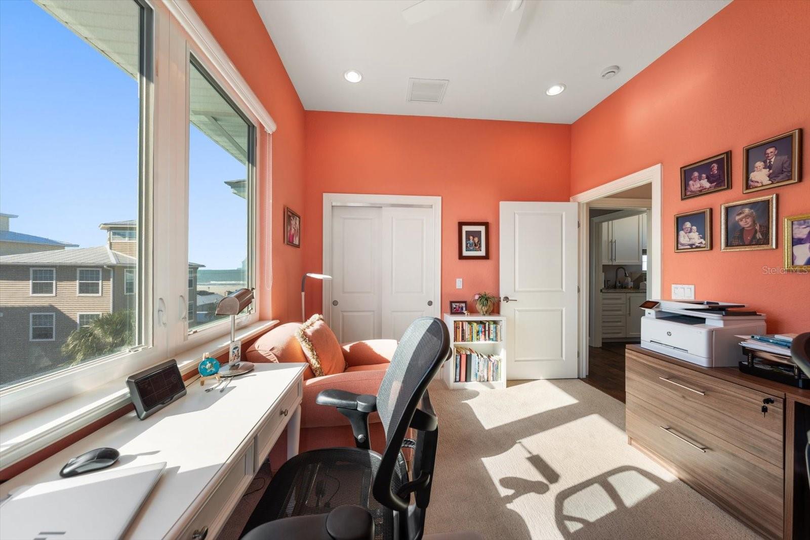 PENGUIN CABANA SUB - Residential