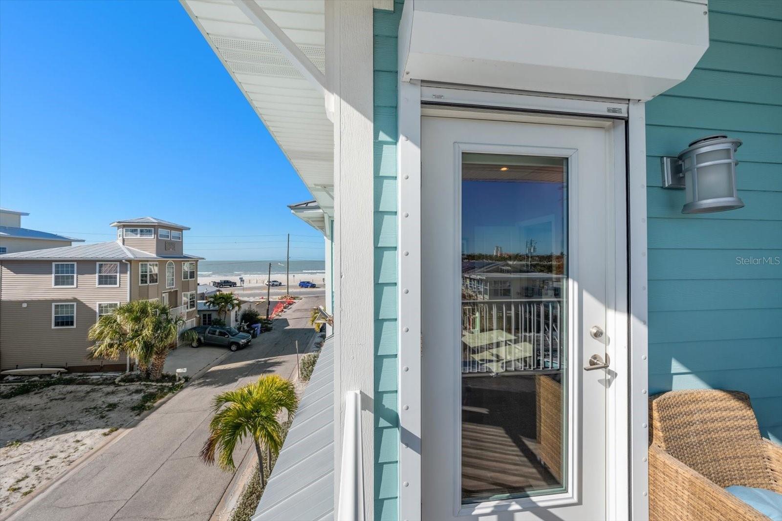 PENGUIN CABANA SUB - Residential