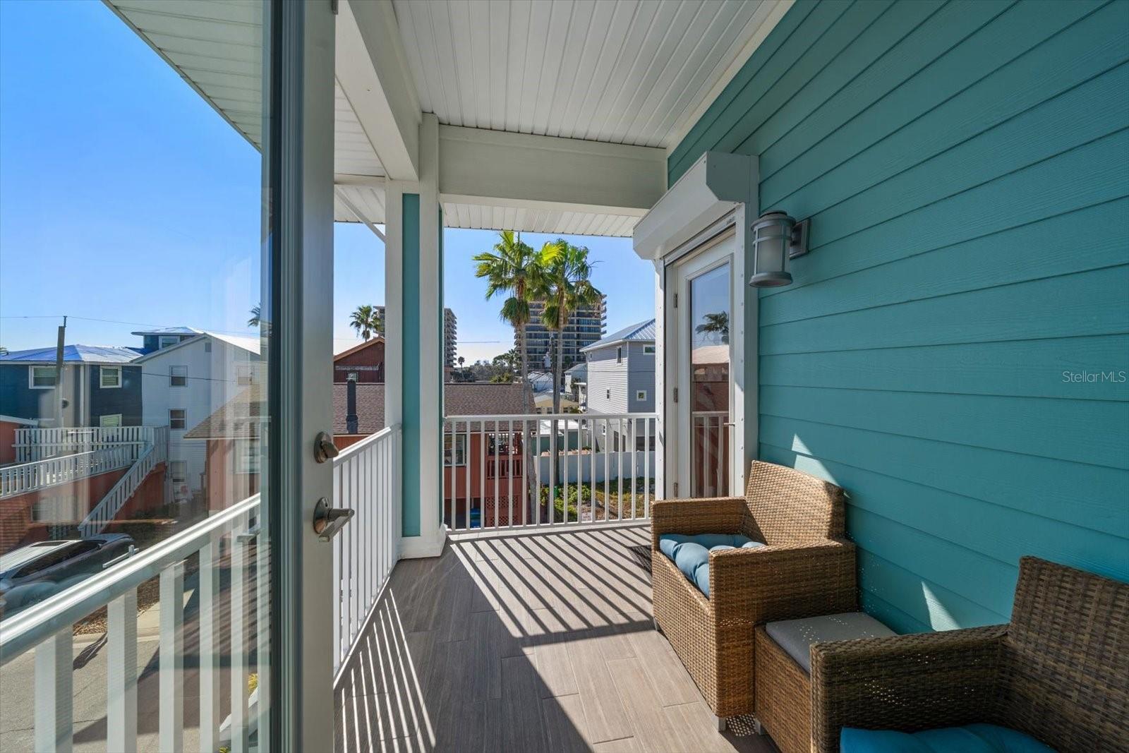 PENGUIN CABANA SUB - Residential