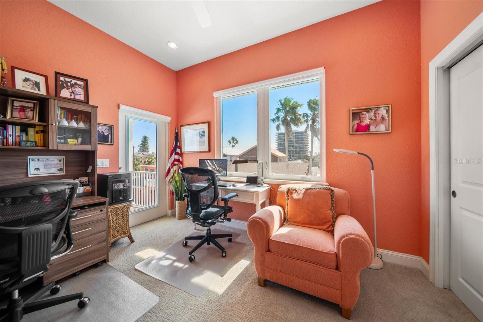 PENGUIN CABANA SUB - Residential