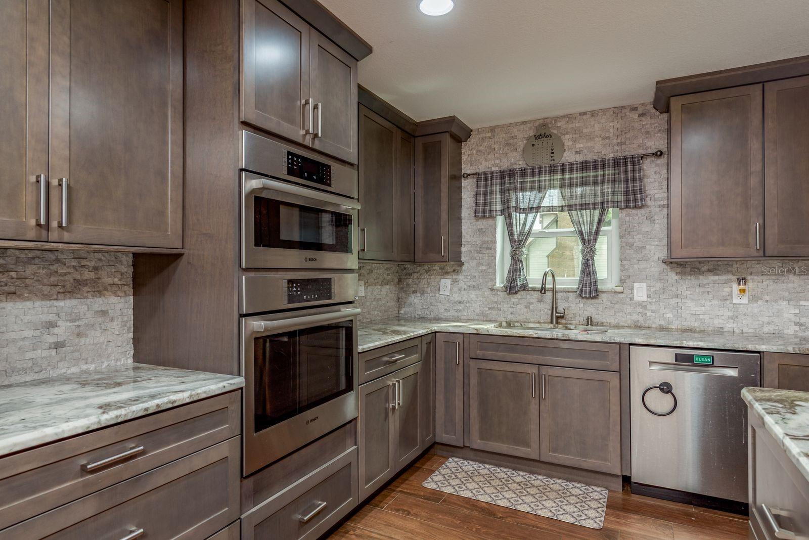 OAK RIDGE - Residential