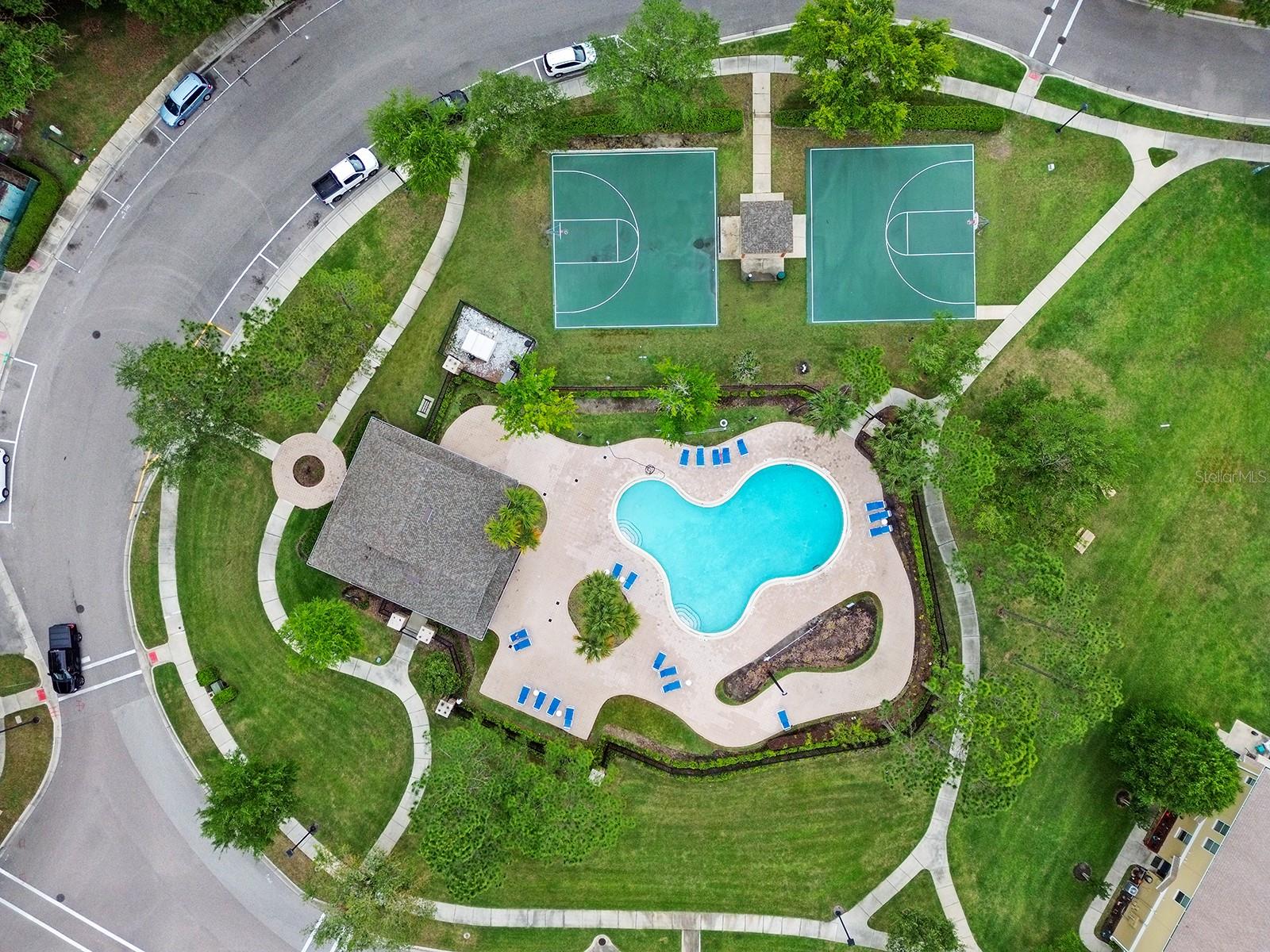 TUCKER OAKS - Residential