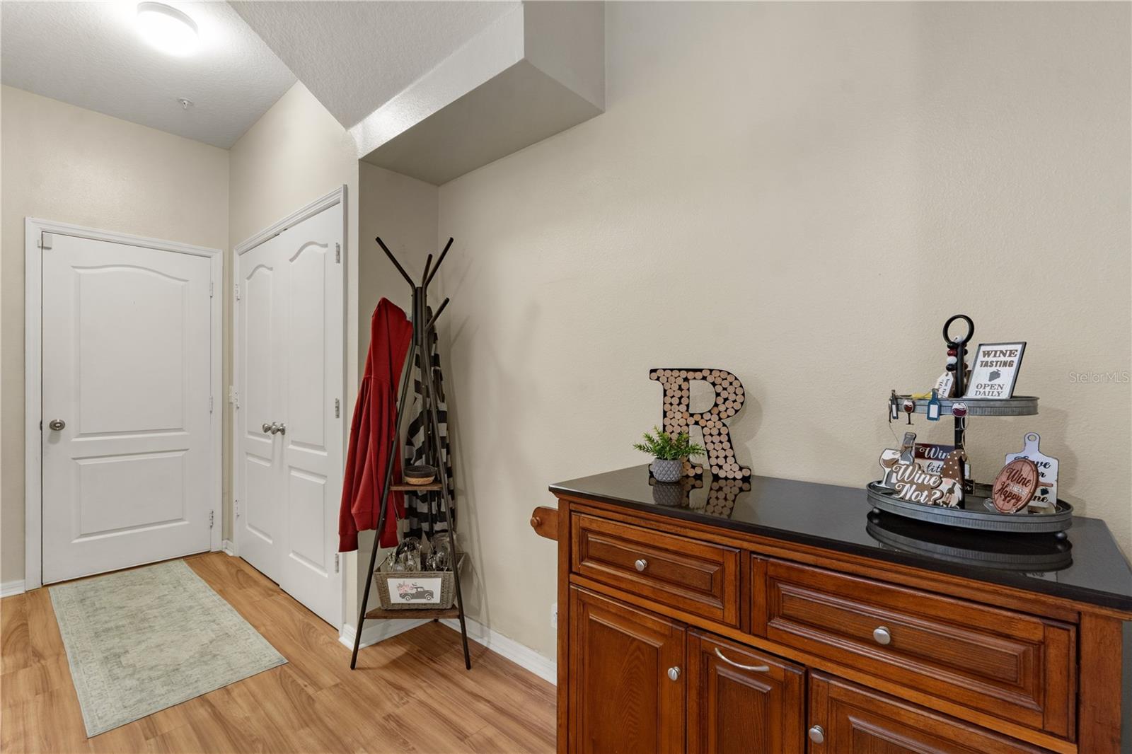 TUCKER OAKS - Residential