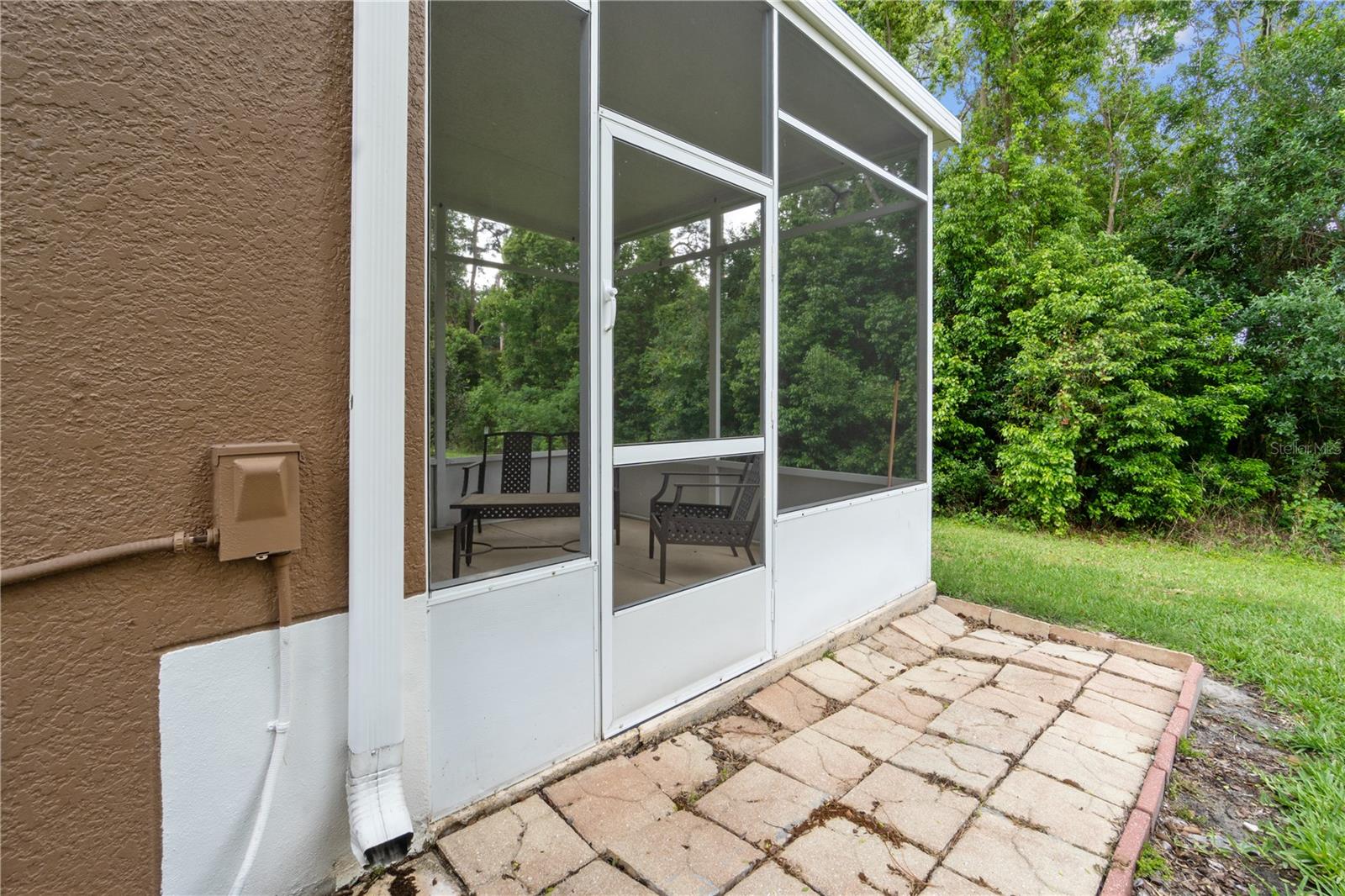 TUCKER OAKS - Residential