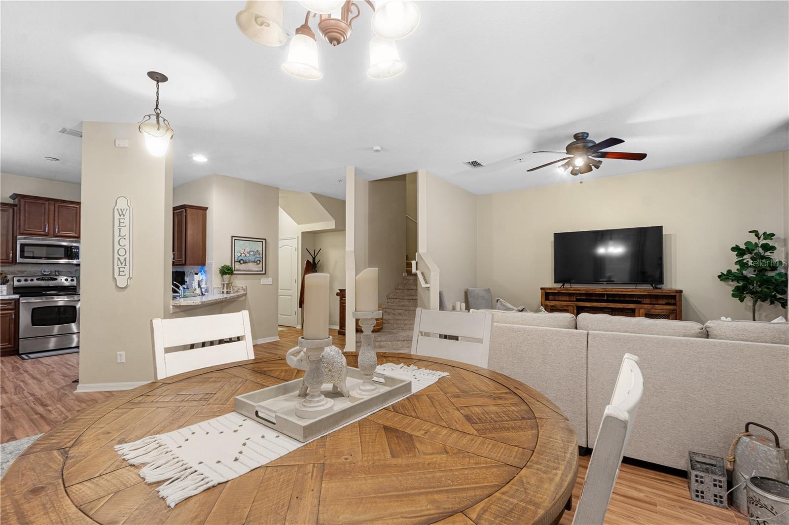 TUCKER OAKS - Residential