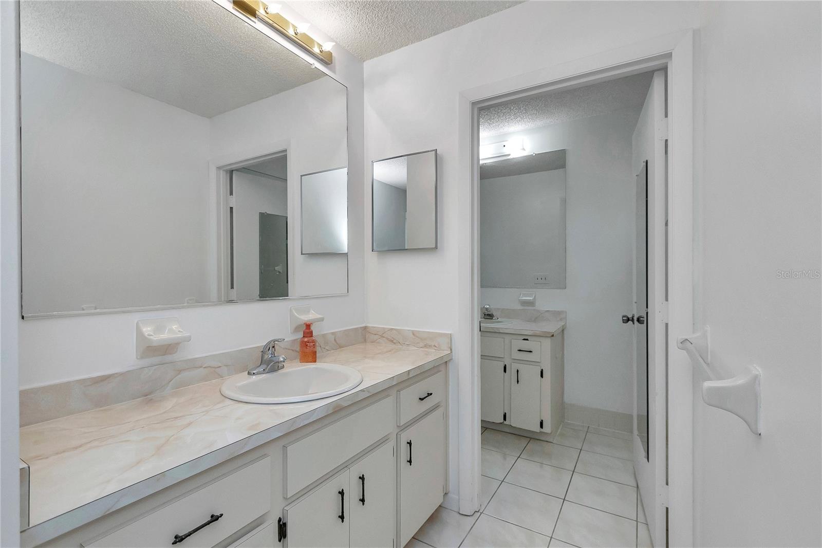 OAK RUN NBRHD 03 - Residential