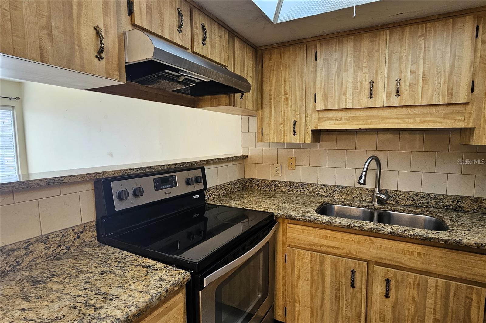 TAHITIAN GARDENS CONDO - Residential Lease