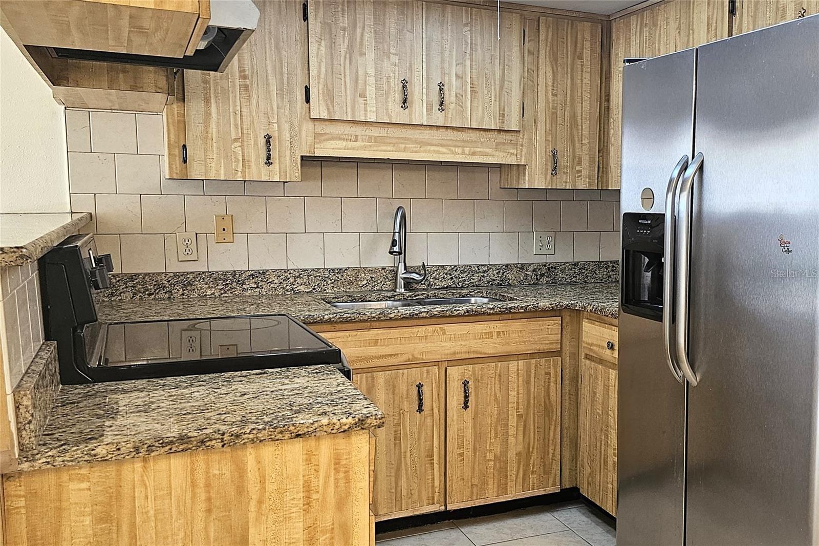 TAHITIAN GARDENS CONDO - Residential Lease