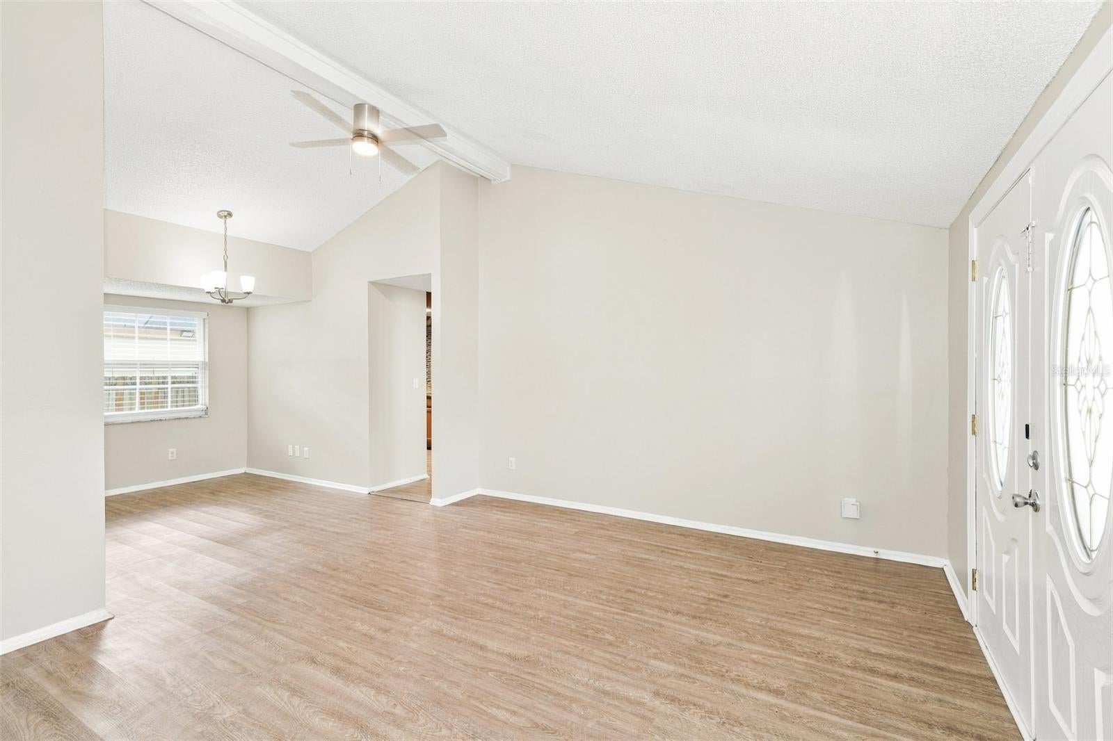 10102 HICKORY HOLLOW COURT