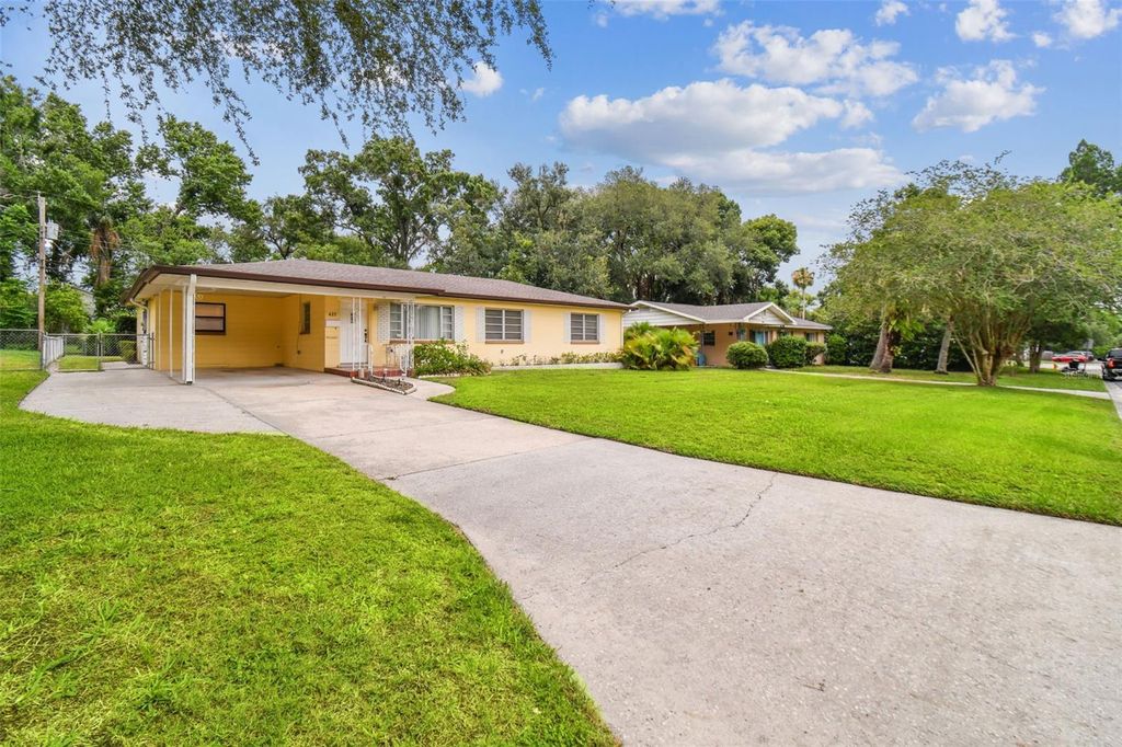 Photo of 622 Oriole Drive, Lakeland, FL 33803 (MLS # T3533950)