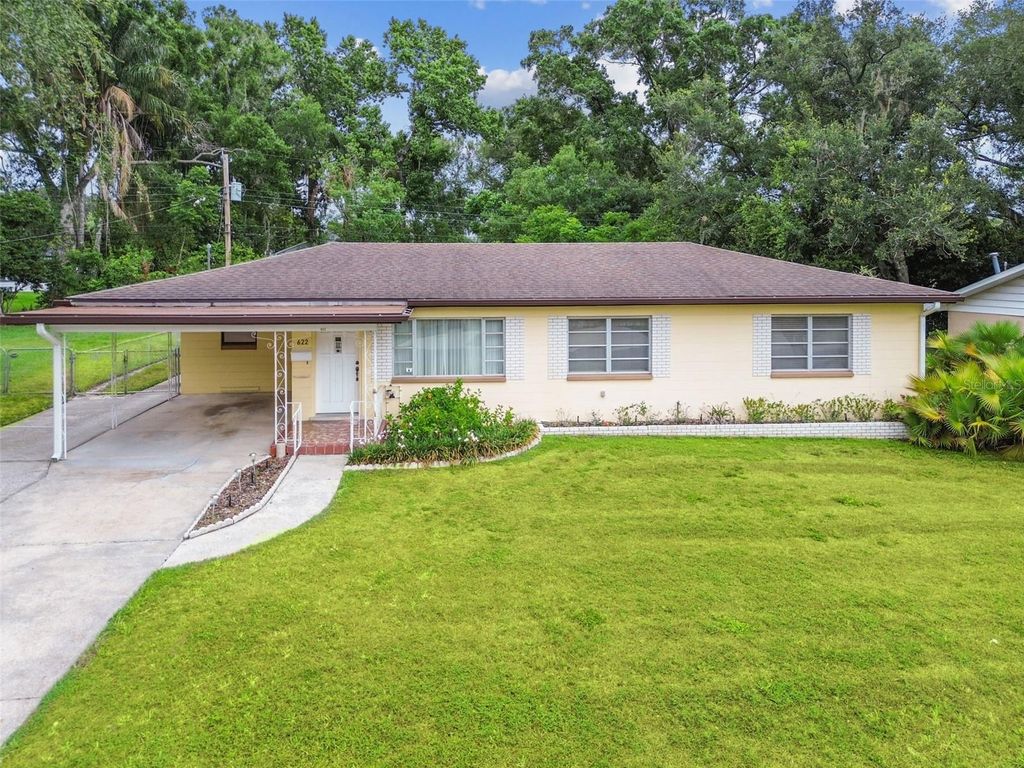 Photo of 622 Oriole Drive, Lakeland, FL 33803 (MLS # T3533950)