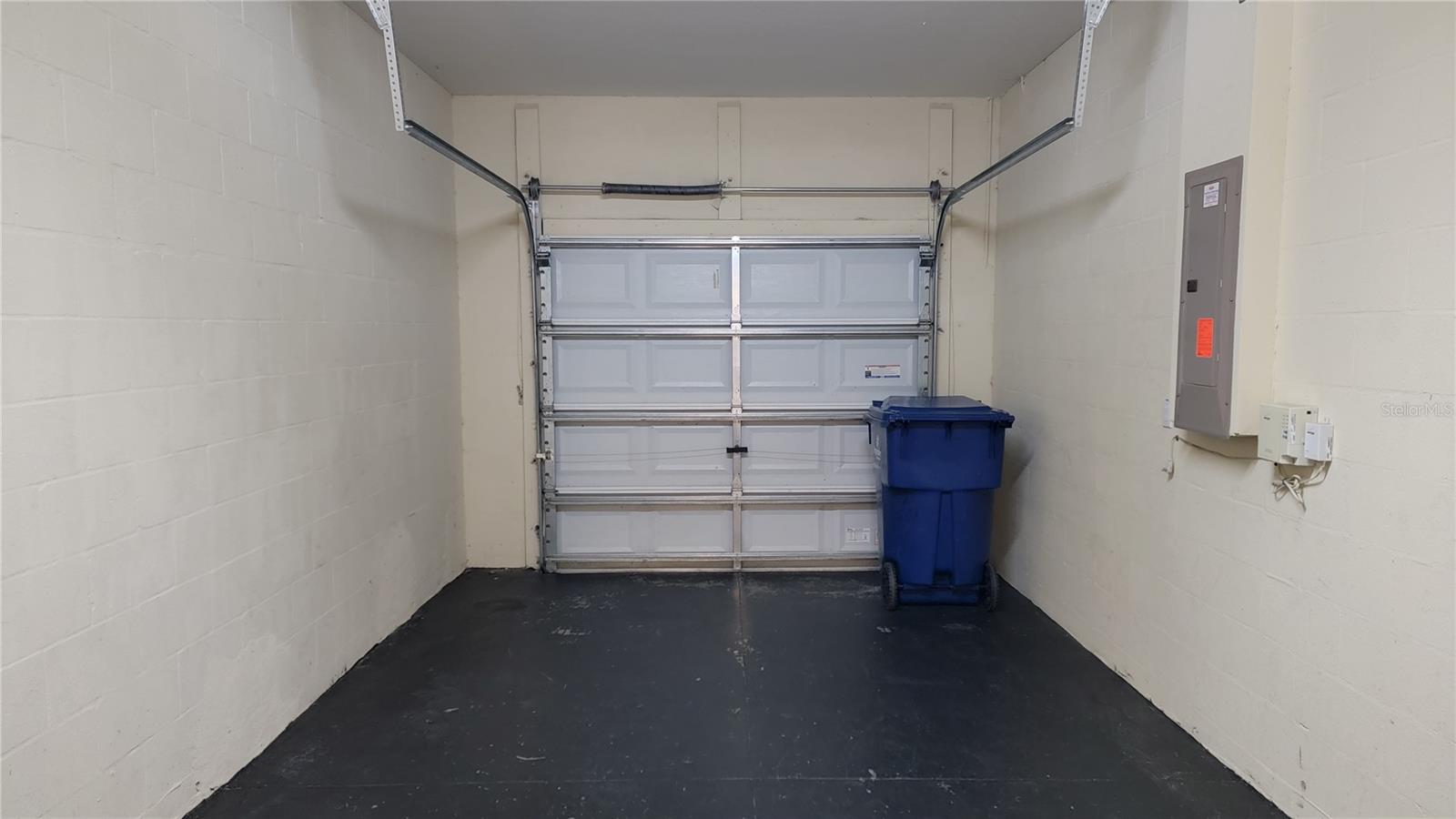 THOUSAND OAKS EAST A-C PH 05 - Residential