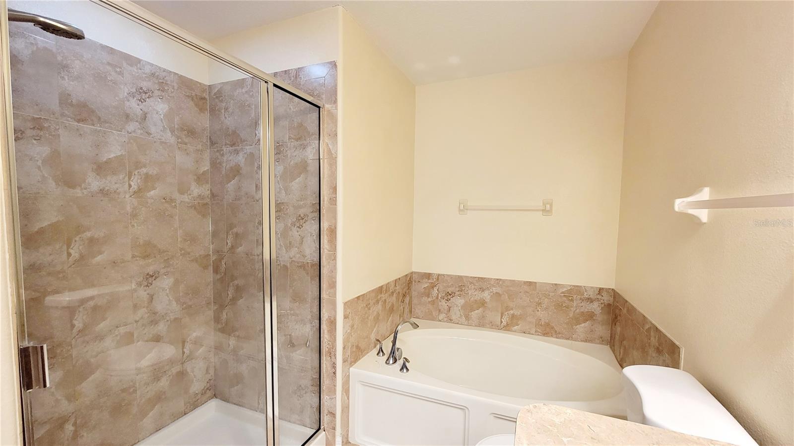 THOUSAND OAKS EAST A-C PH 05 - Residential