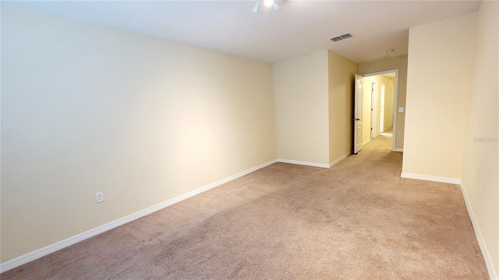 THOUSAND OAKS EAST A-C PH 05 - Residential