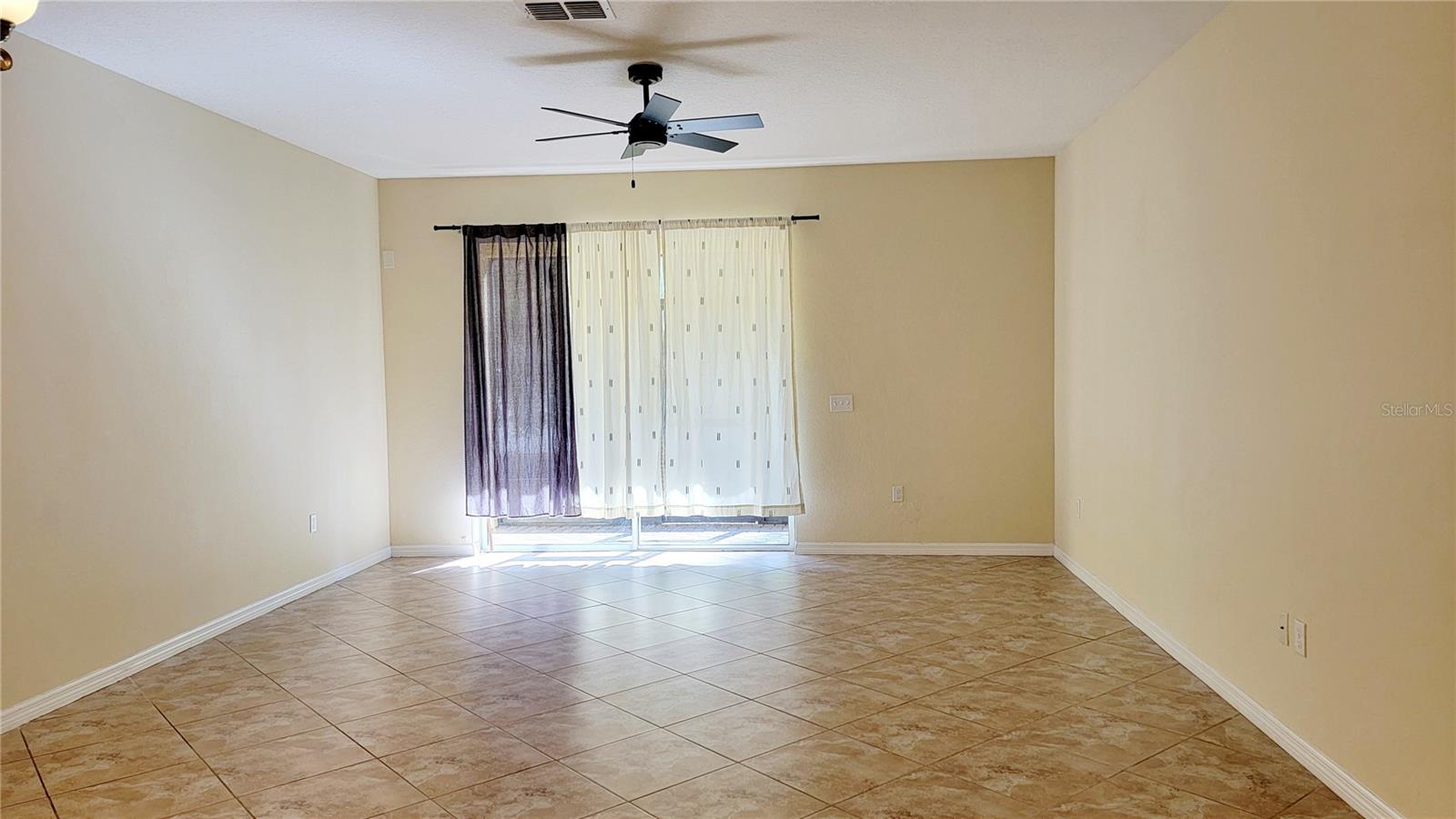 THOUSAND OAKS EAST A-C PH 05 - Residential