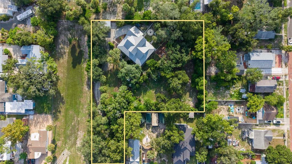 Photo of 207 N Levis Avenue, Tarpon Springs, FL 34689 (MLS # TB8537499)