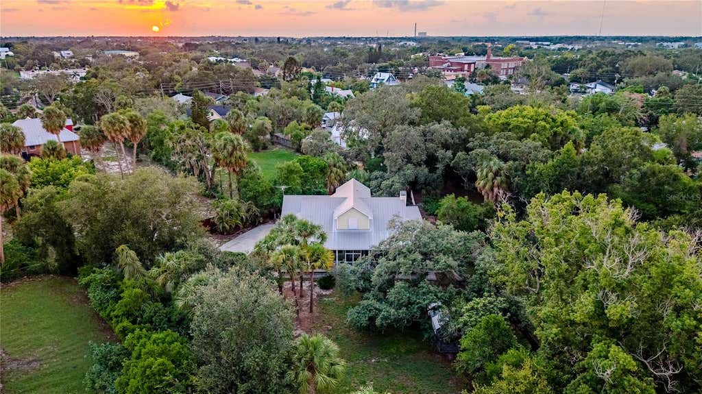 Photo of 207 N Levis Avenue, Tarpon Springs, FL 34689 (MLS # TB8537499)