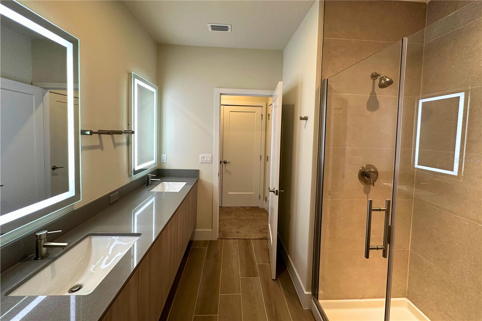 HIDDEN FOREST AT SILVER CREEK - Residential