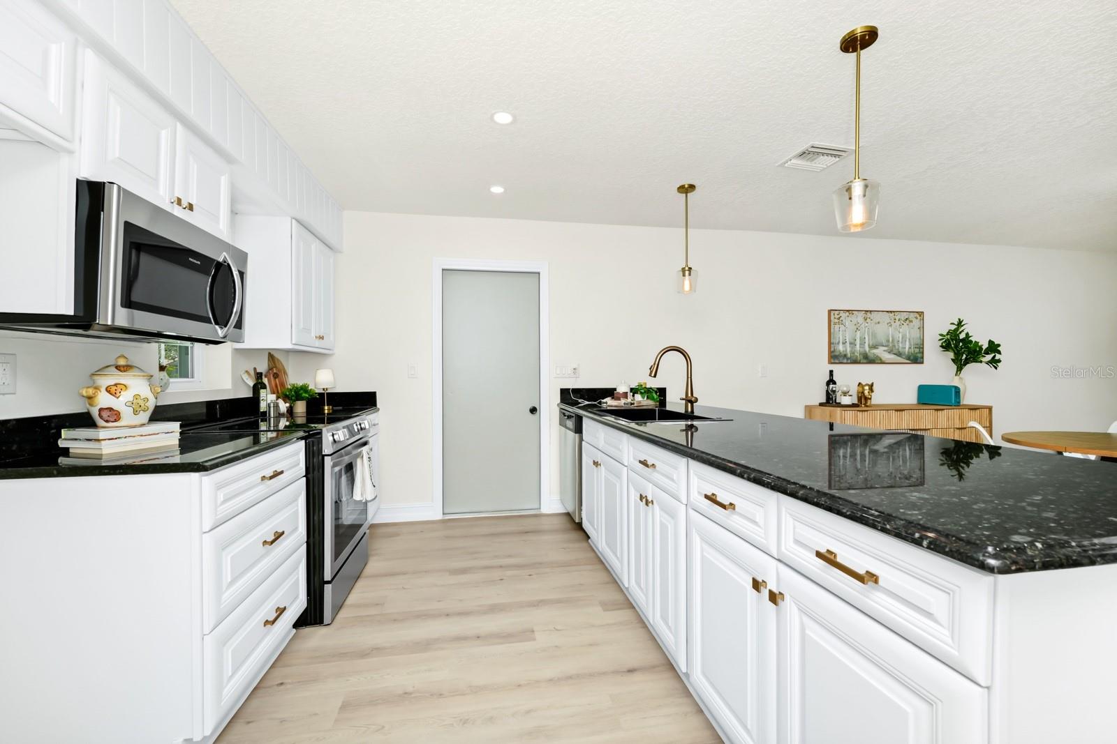 10118 ALLENBY COURT