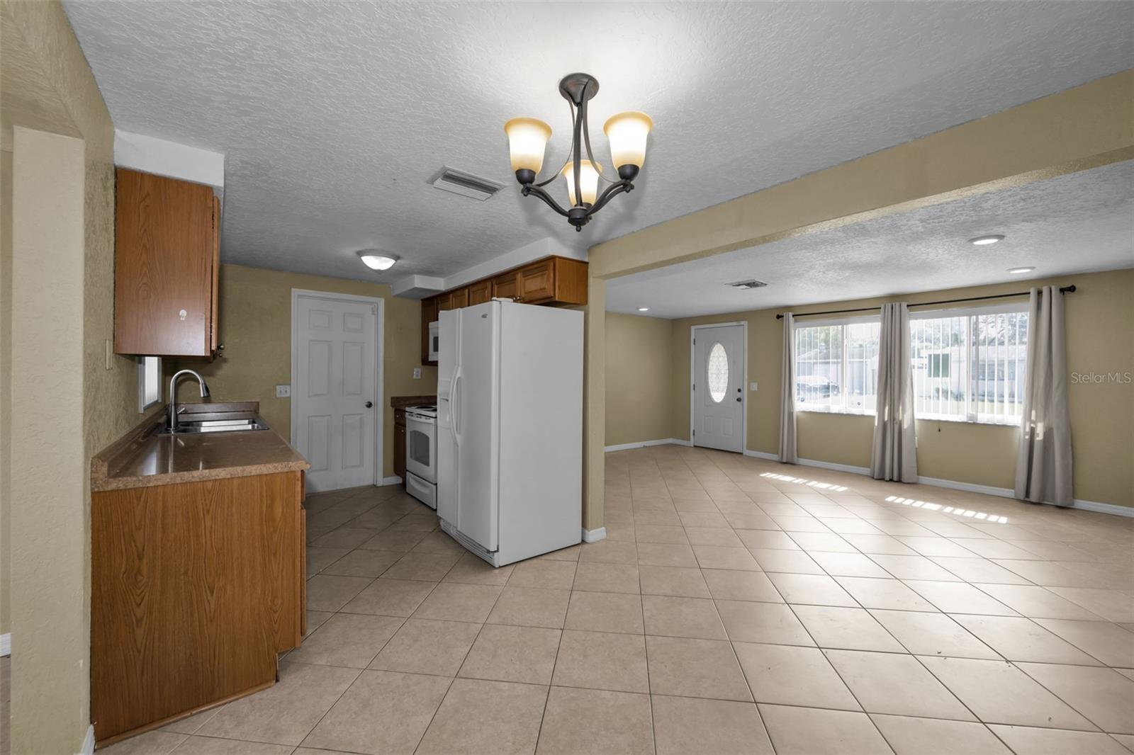 SPRING LAKE ESTATES - Residential