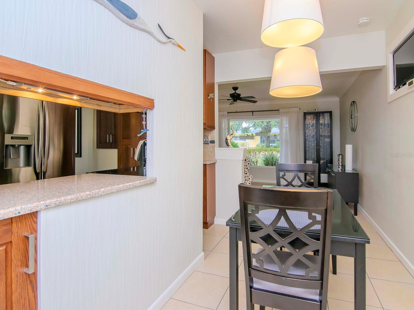 DOUGLAS MANOR SUB - Residential