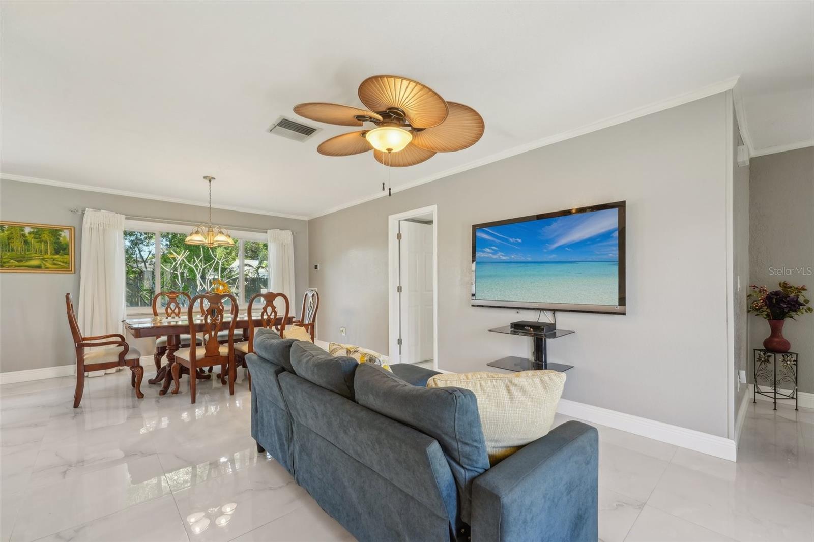 8408 FLAGSTONE DRIVE