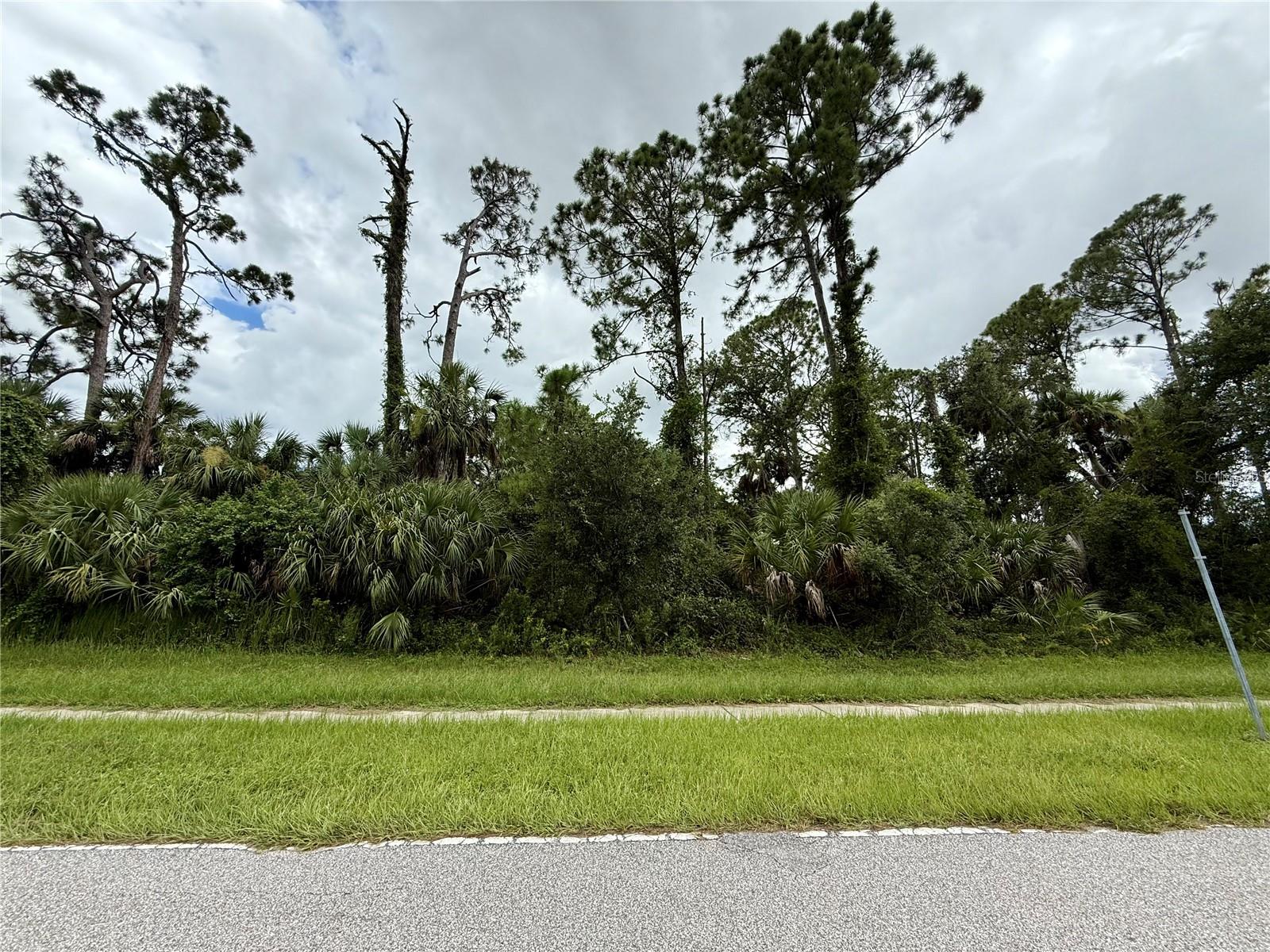 PORT CHARLOTTE SUB 34 - Land