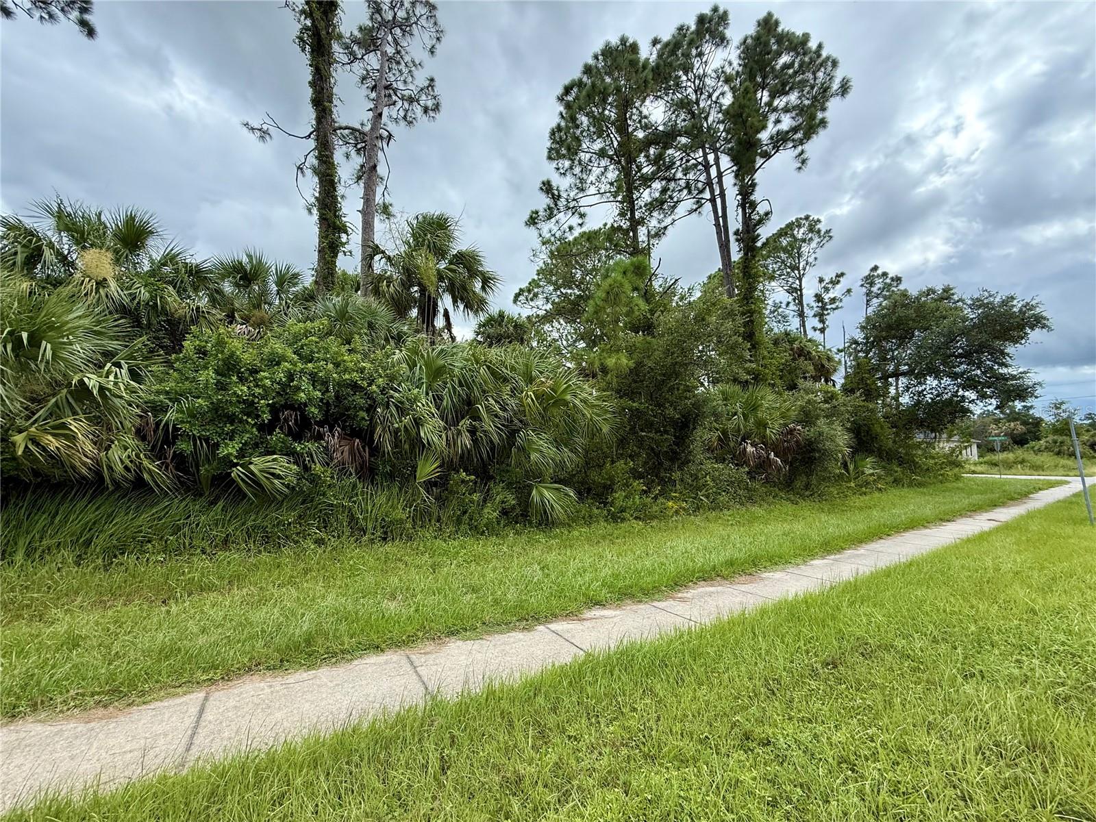 PORT CHARLOTTE SUB 34 - Land