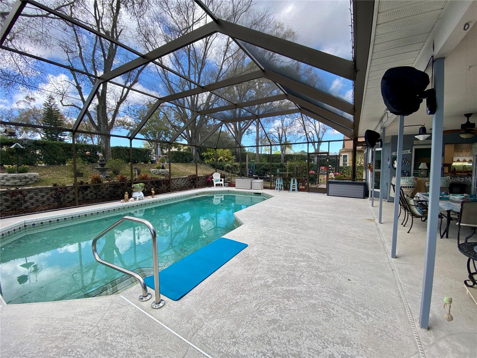 HIGHLAND LAKES UNIT TWENTY EIGHT - Residential