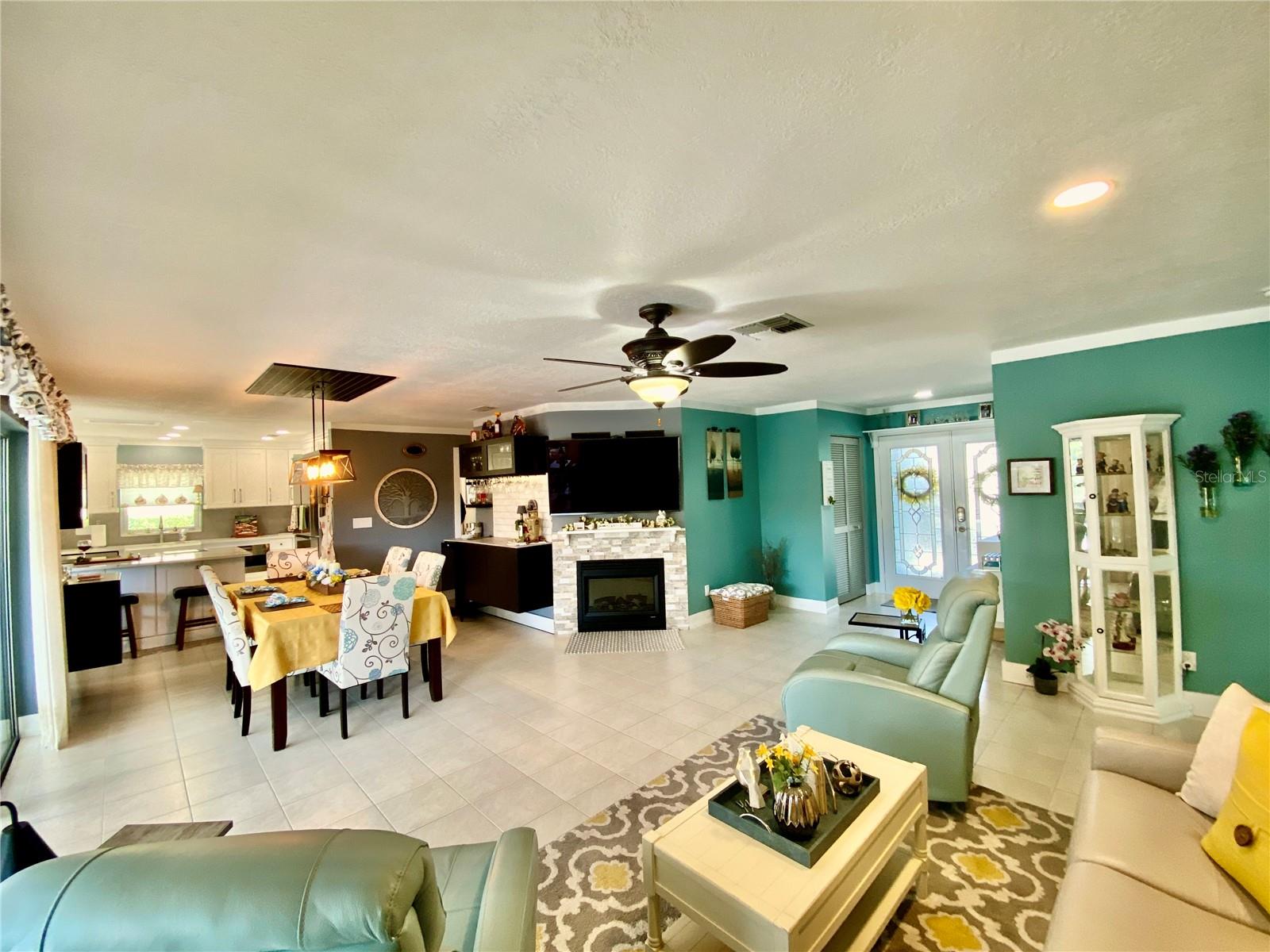 HIGHLAND LAKES UNIT TWENTY EIGHT - Residential