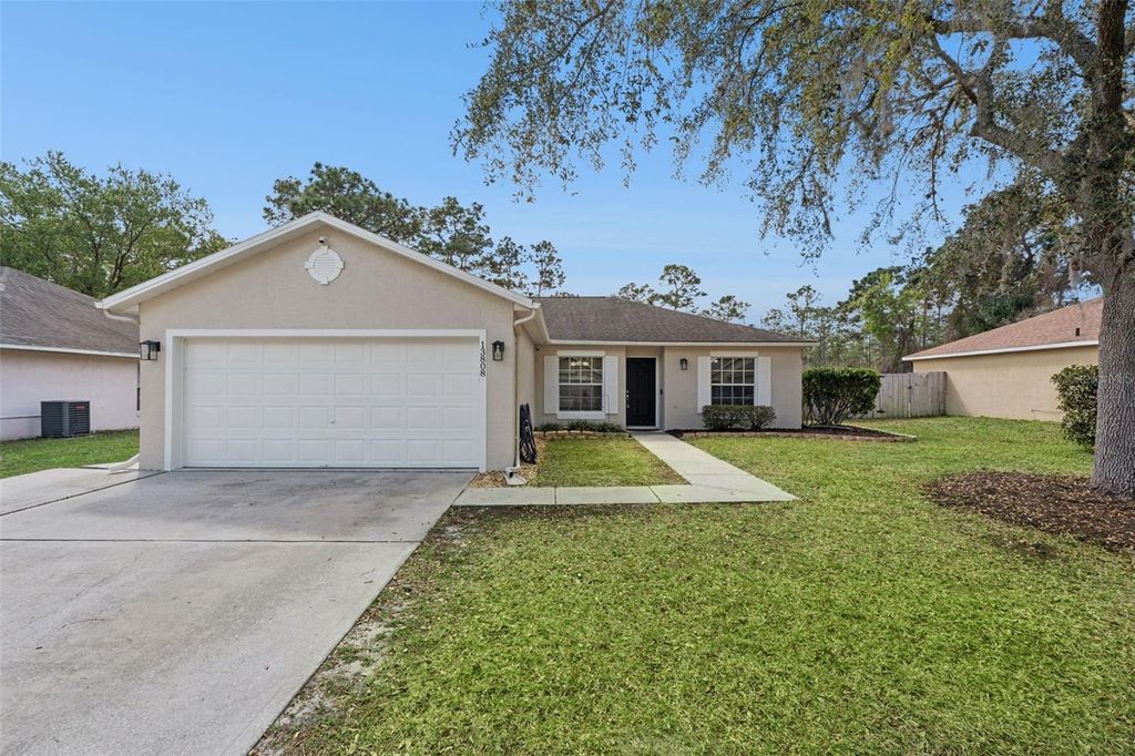 Photo of 13808 Riverpath Grove Drive, Orlando, FL 32826 (MLS # O6388878)