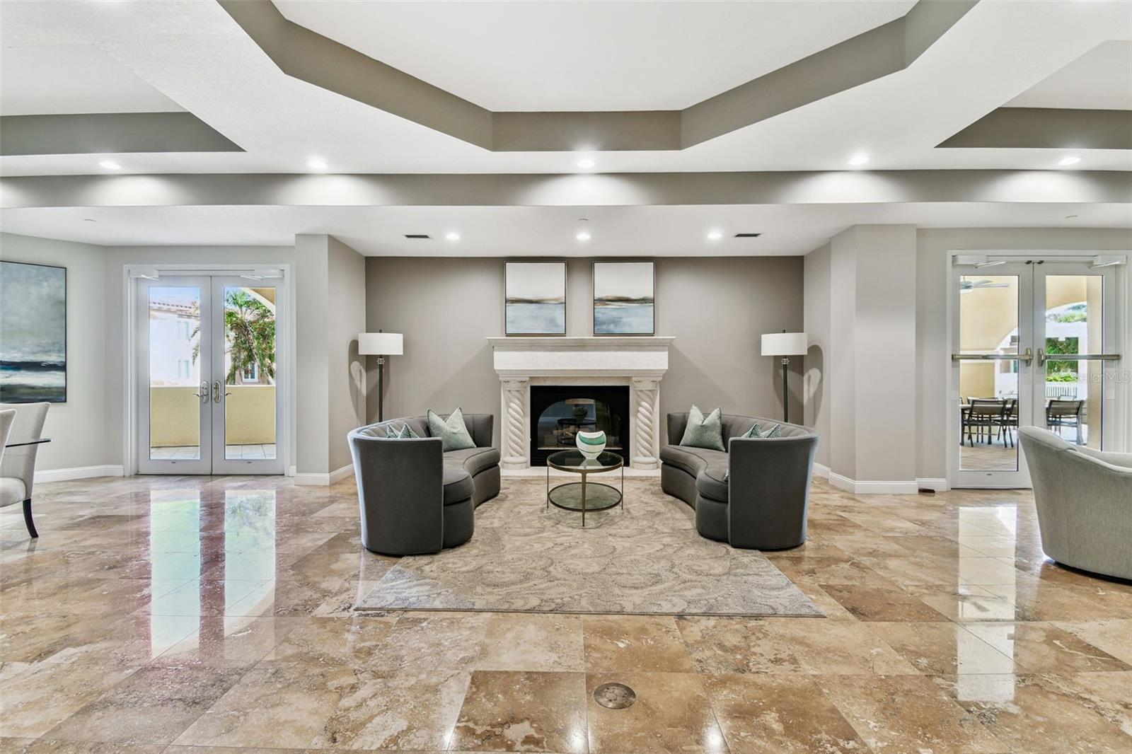 VINOY PLACE CONDO - Residential