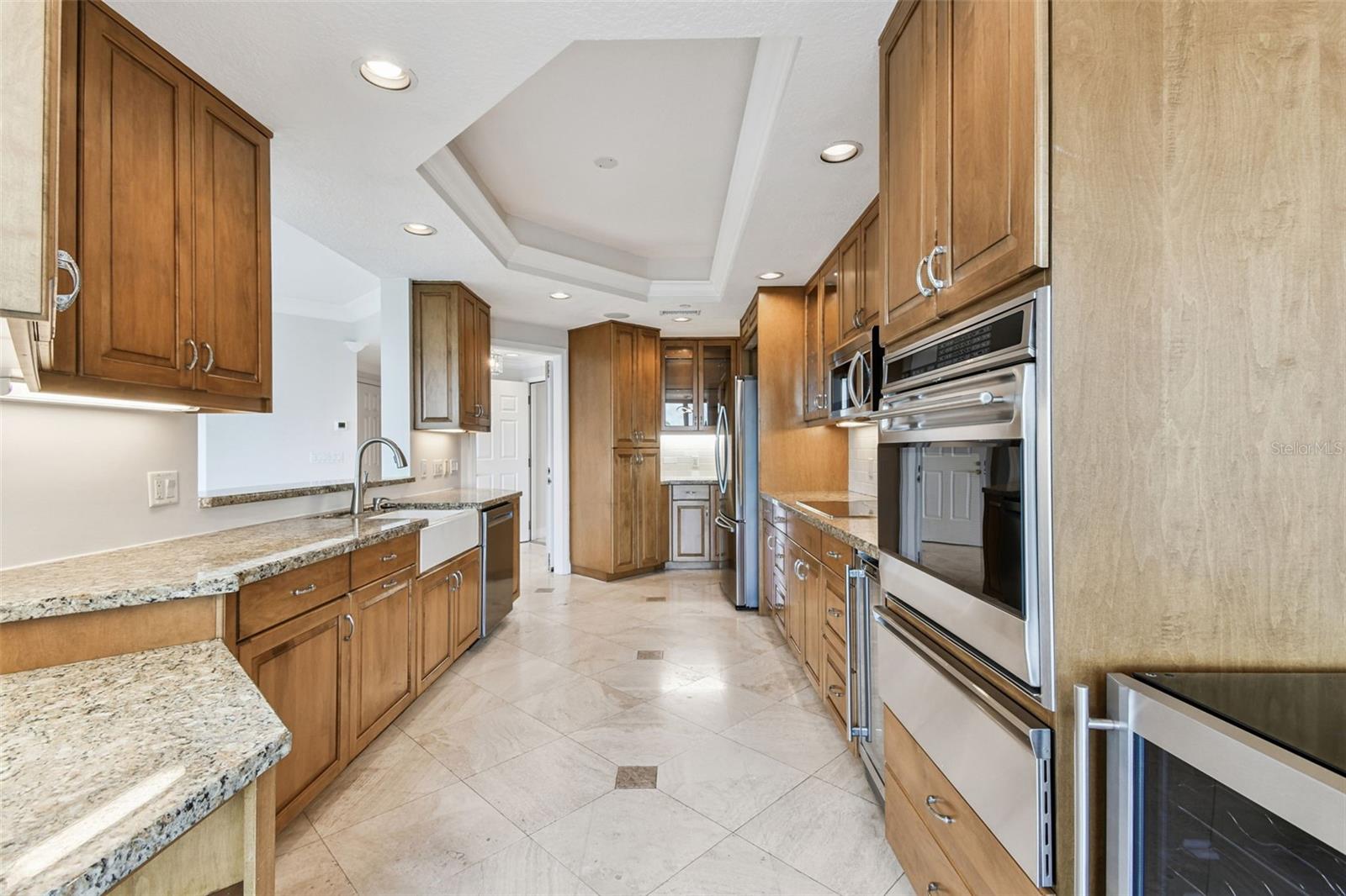 VINOY PLACE CONDO - Residential