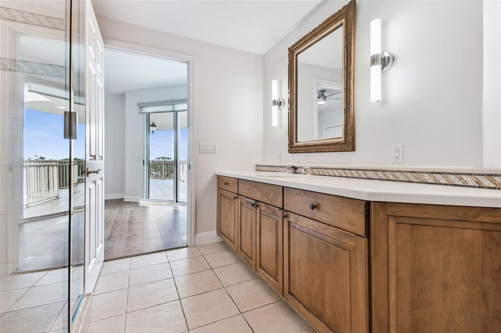 VINOY PLACE CONDO - Residential