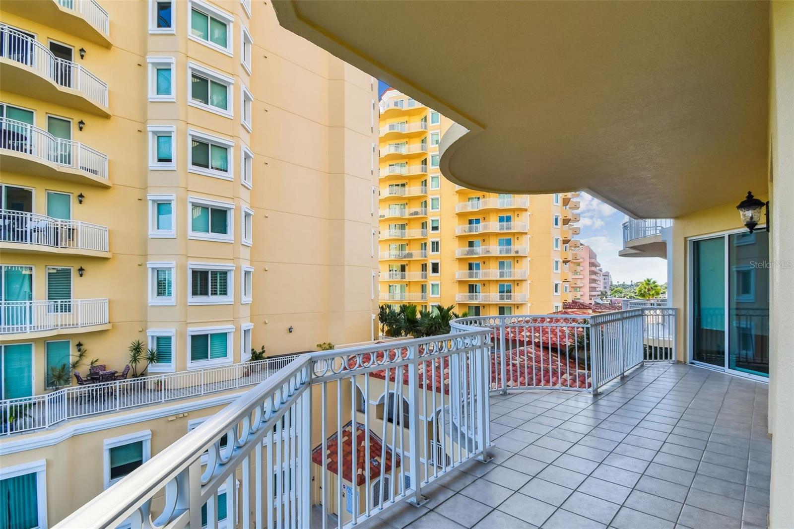 VINOY PLACE CONDO - Residential