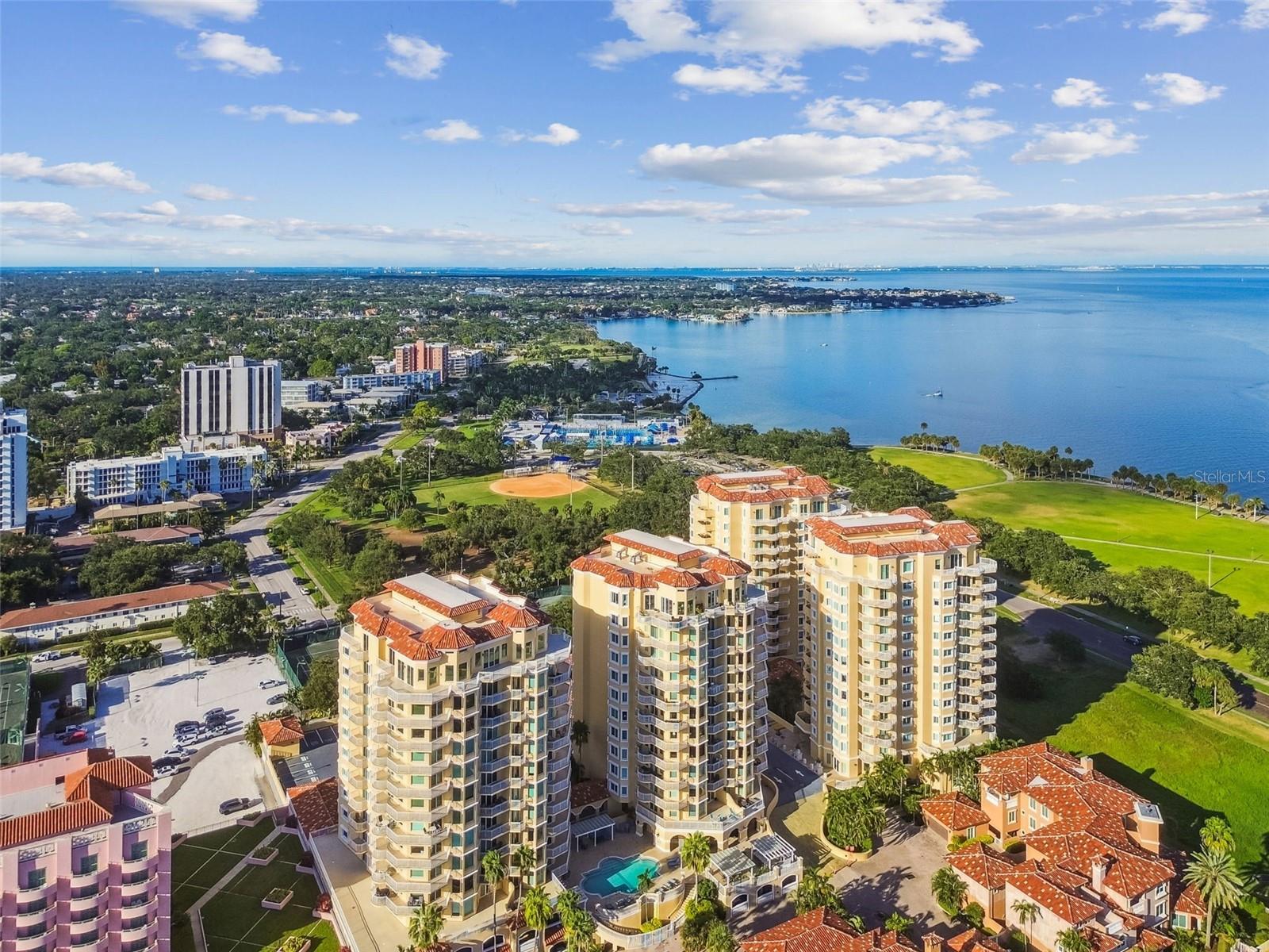 VINOY PLACE CONDO - Residential