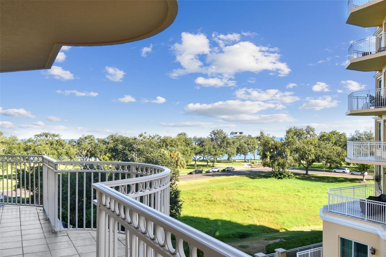 VINOY PLACE CONDO - Residential