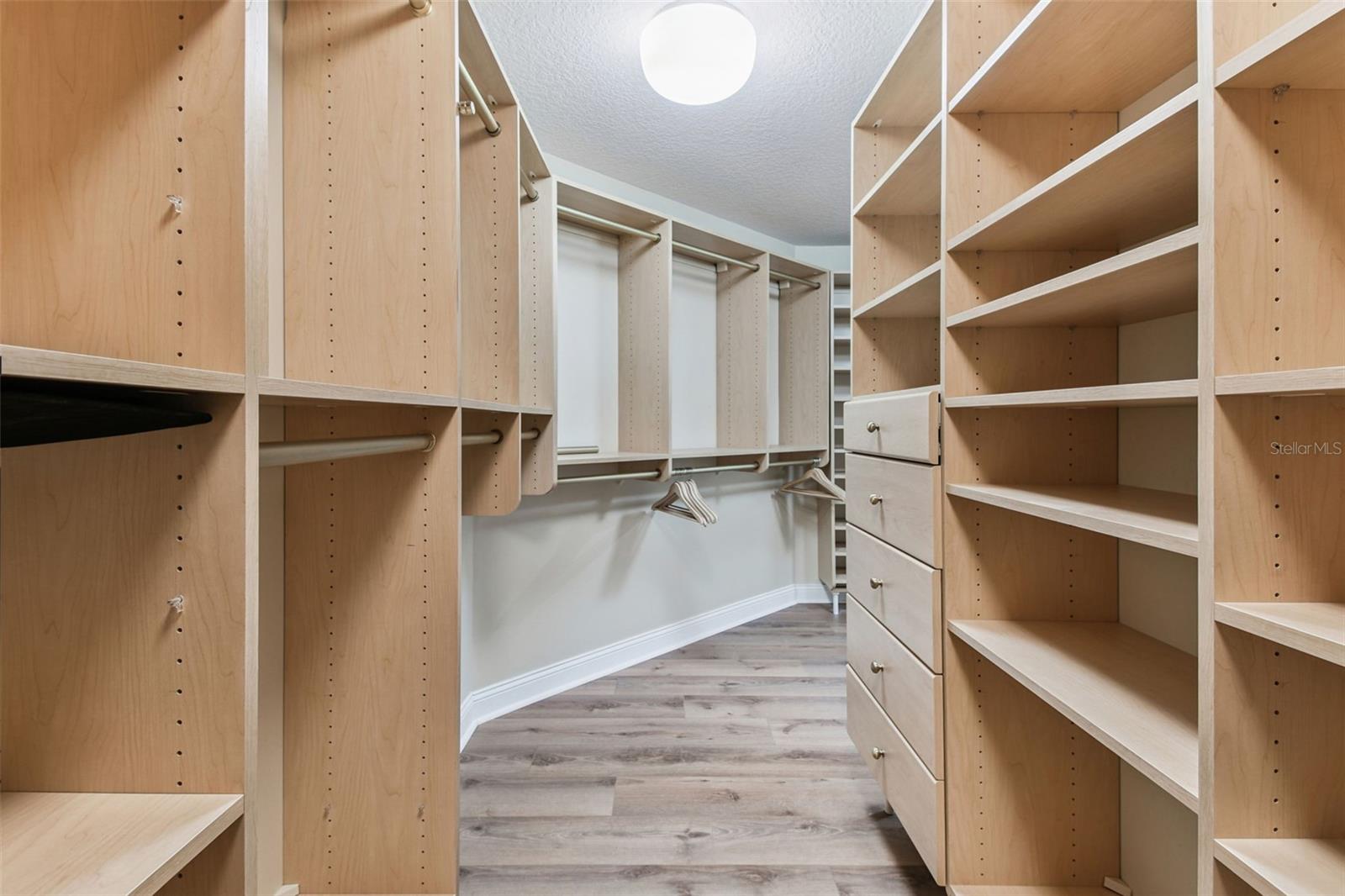 VINOY PLACE CONDO - Residential