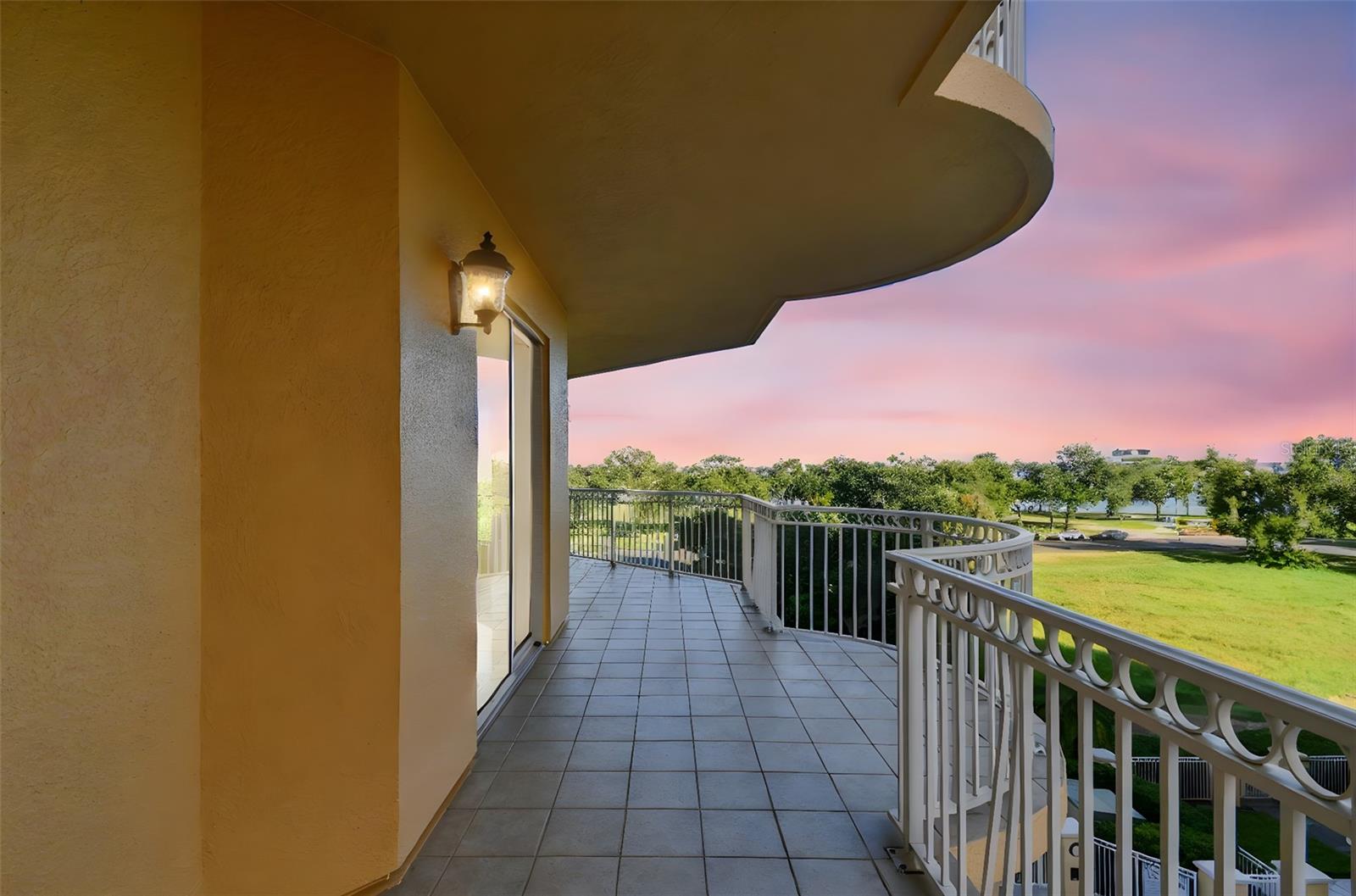 VINOY PLACE CONDO - Residential