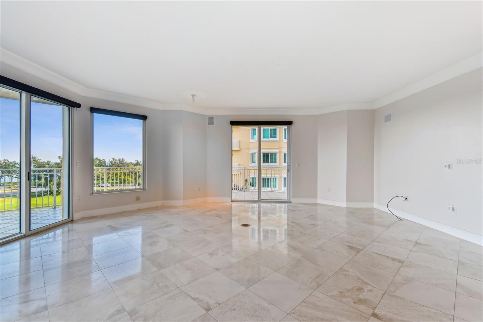 VINOY PLACE CONDO - Residential