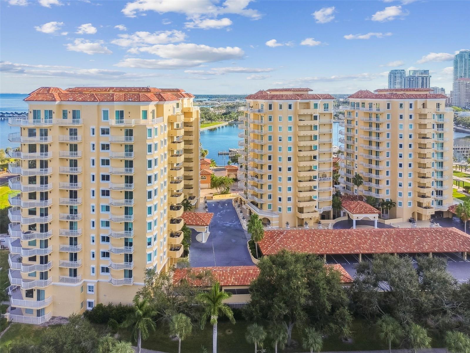 VINOY PLACE CONDO - Residential