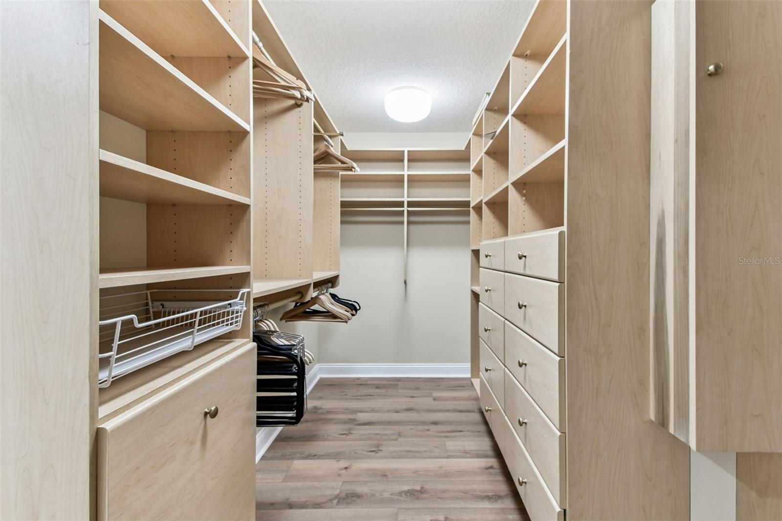 VINOY PLACE CONDO - Residential