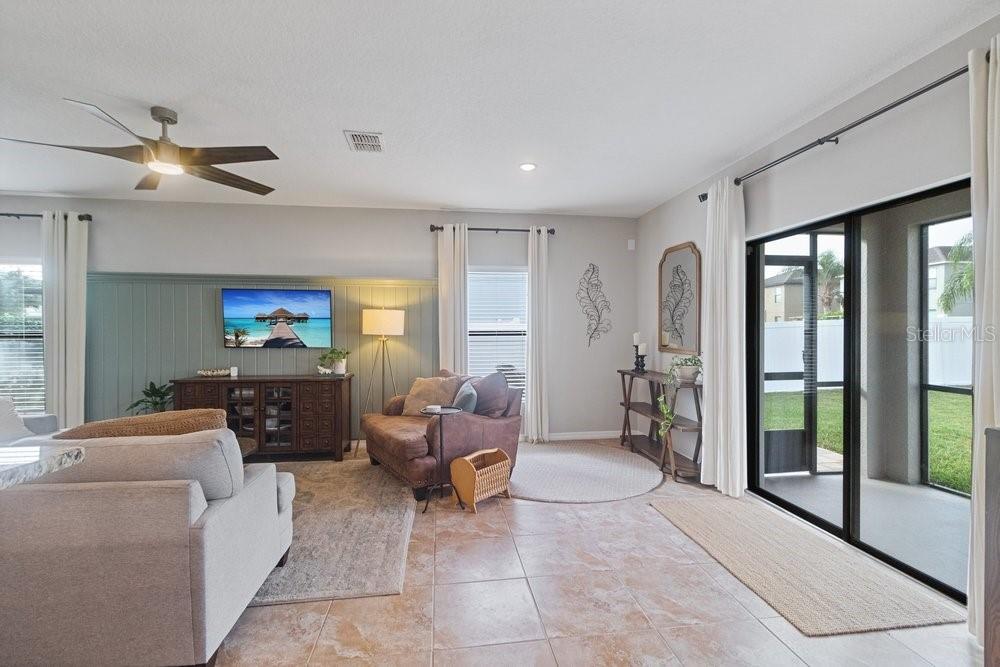 LIVE OAK PRESERVE 2C VILLAGES - Residential