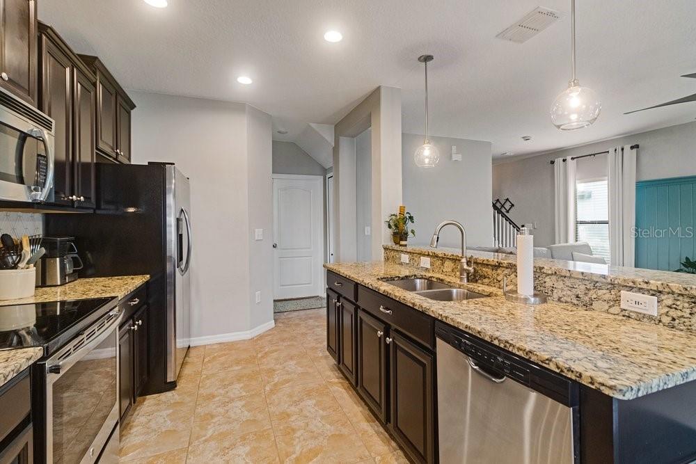 LIVE OAK PRESERVE 2C VILLAGES - Residential