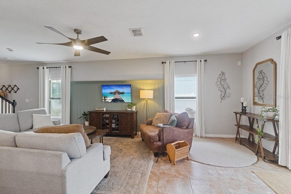 LIVE OAK PRESERVE 2C VILLAGES - Residential