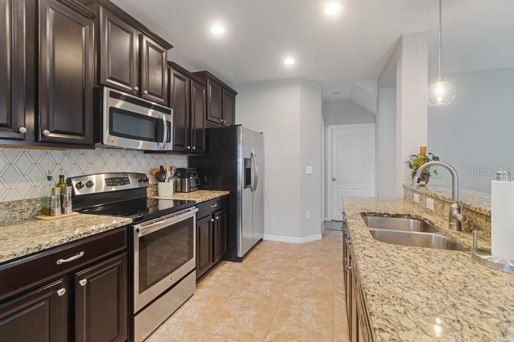 LIVE OAK PRESERVE 2C VILLAGES - Residential