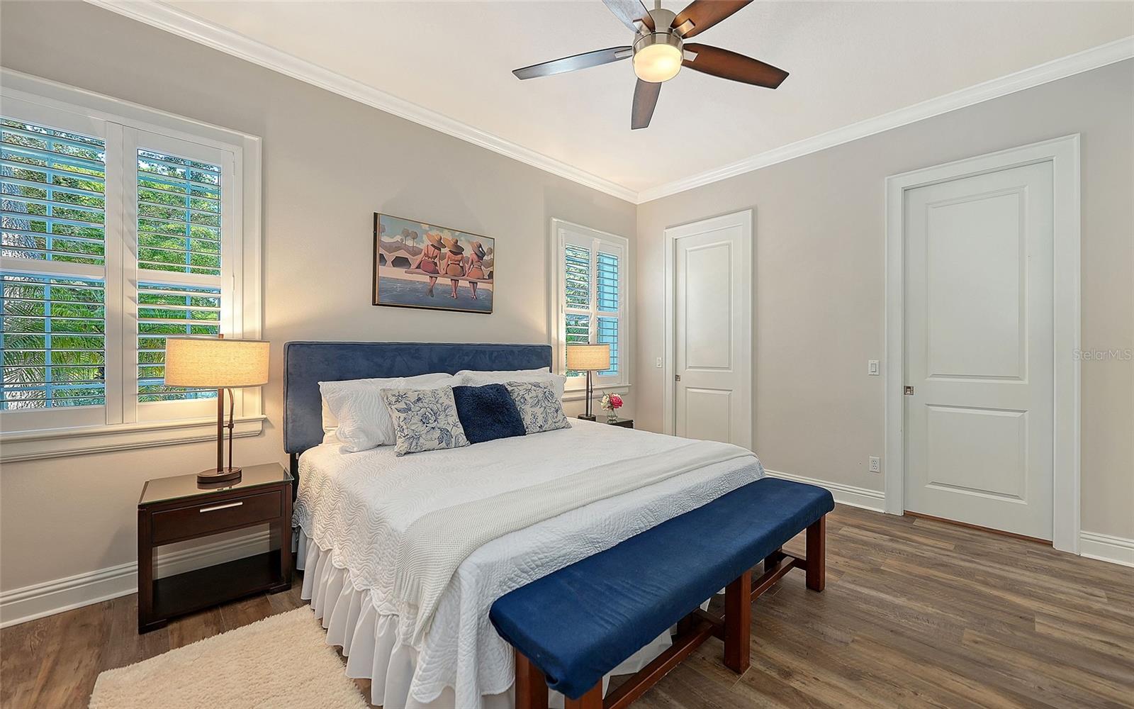 GRANADA PARK - Residential