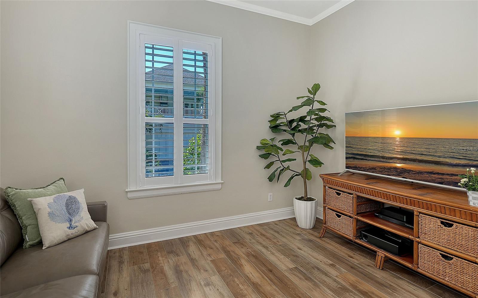 GRANADA PARK - Residential